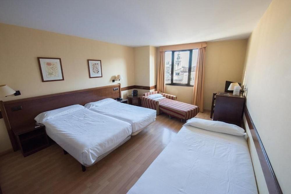 Hotel Oriente Zaragoza Ngoại thất bức ảnh