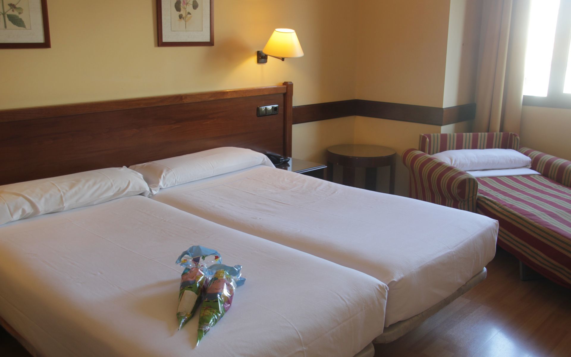 Hotel Oriente Zaragoza Ngoại thất bức ảnh
