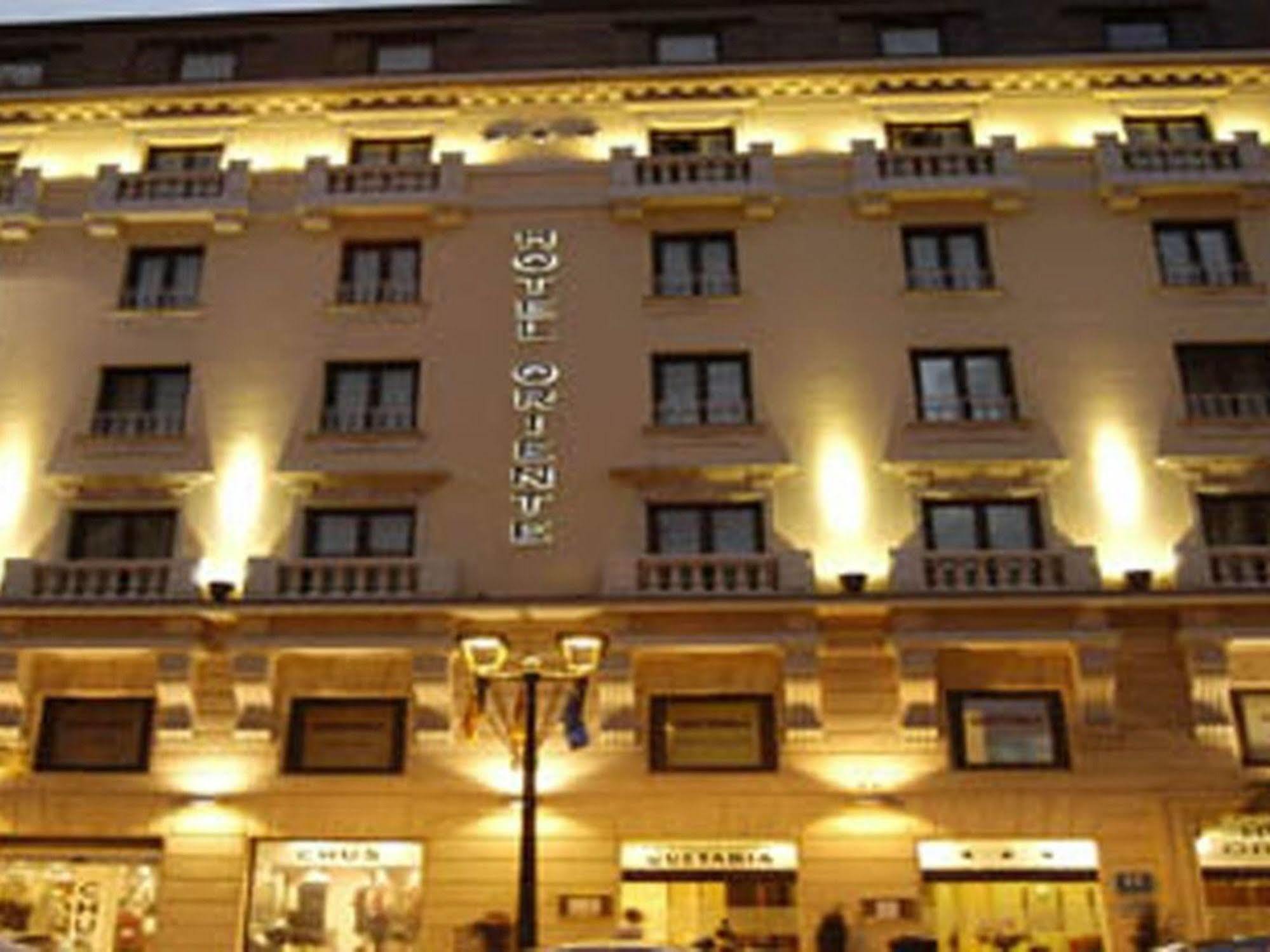 Hotel Oriente Zaragoza Ngoại thất bức ảnh